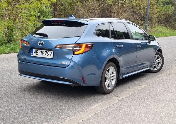 Toyota Corolla cena 82900 przebieg: 144000, rok produkcji 2021 z Kudowa-Zdrój małe 326